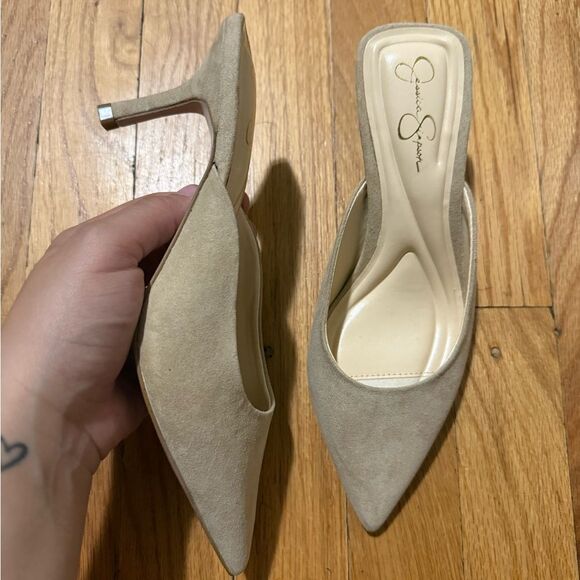 Jessica Simpson | Belvaen Pointed Toe Mule - Picture 8 of 10